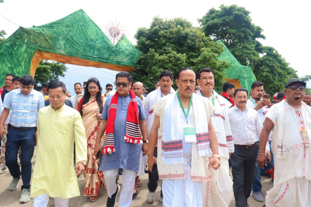 ৰনুজ পেগু